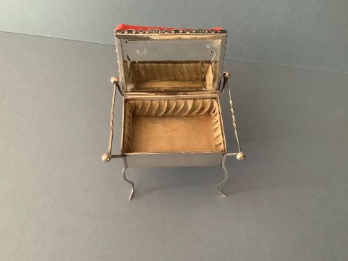 ANTIQUE SILVER NOVELTY PIANO STOOL PIN CUSHION TRINKET BOX - ADDITIONAL PHOTO 5