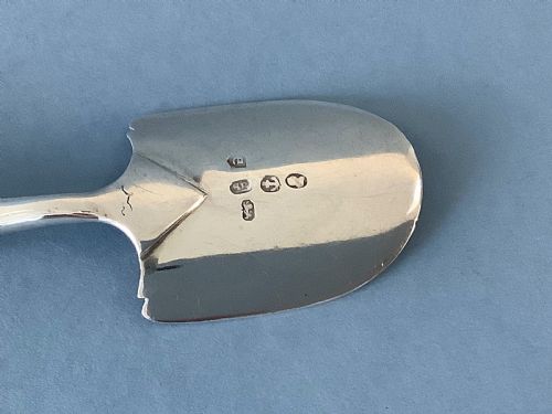 ANTIQUE GEORGIAN SILVER STILTON SCOOP - ADDITIONAL PHOTO 1