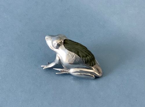 ANTIQUE SOLID SILVER FROG PIN CUSHION - ADDITIONAL PHOTO 3