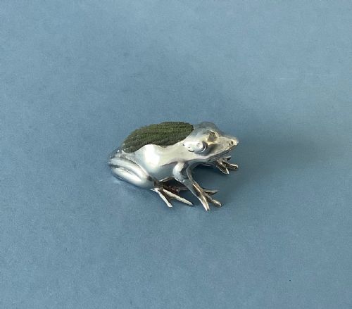 ANTIQUE SOLID SILVER FROG PIN CUSHION - ADDITIONAL PHOTO 4