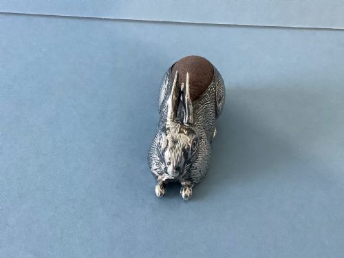 ANTIQUE EDWARDIAN SILVER RABBIT PIN CUSHION - ADDITIONAL PHOTO 4