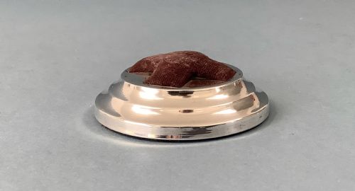 ANTIQUE SILVER WWI RED CROSS PIN CUSHION - ADDITIONAL PHOTO 4