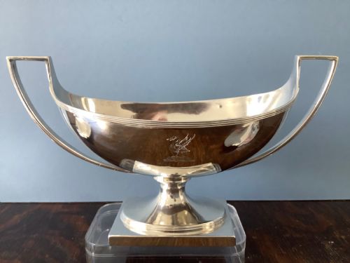 PAIR OF ANTIQUE GEORGIAN SILVER SAUCE TUREENS 1796 - ADDITIONAL PHOTO 3