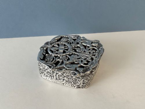 ANTIQUE SILVER POT POURRI JEWELLERY BOX - ADDITIONAL PHOTO 1