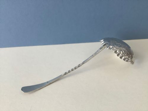 ANTIQUE VICTORIAN SOLID SILVER LADLE - ADDITIONAL PHOTO 4