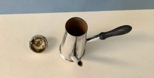 NOVELTY VICTORIAN SOLID SILVER PEPPER POT - ADDITIONAL PHOTO 1
