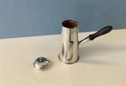 NOVELTY VICTORIAN SOLID SILVER PEPPER POT - ADDITIONAL PHOTO 3