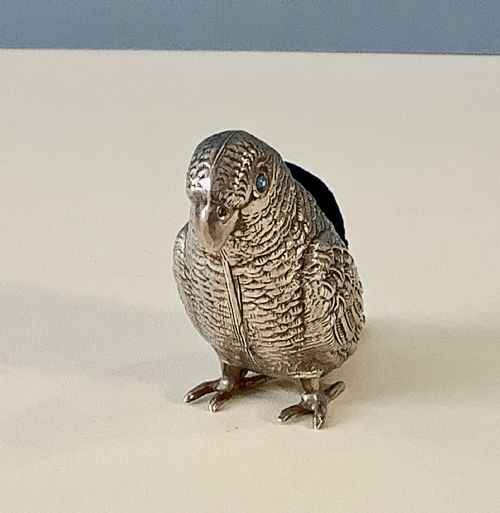 ANTIQUE EDWARDIAN SILVER PIN CUSHION PARROT - ADDITIONAL PHOTO 3
