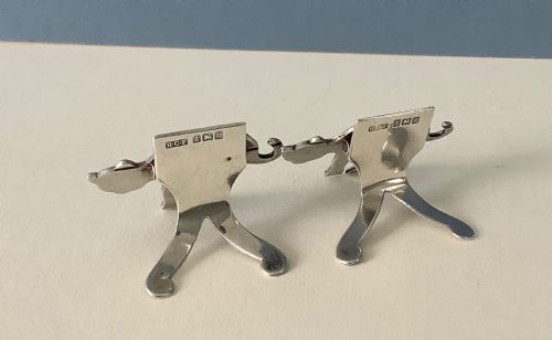 PAIR OF NOVELTY EDWARDIAN SOLID SILVER CAT MENU HOLDERS - ADDITIONAL PHOTO 2