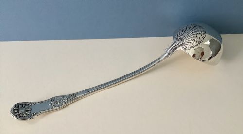 antique william iv heavy solid silver ladle - CATEGORY: ANTIQUE SILVER - DATED 19TH CENTURY