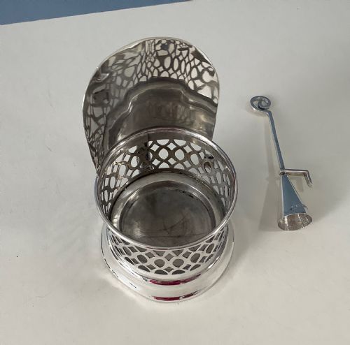 ANTIQUE EDWARDIAN SILVER CHAMBERSTICK - ADDITIONAL PHOTO 1