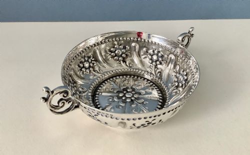 antique victorian silver wine taster - CATEGORY: ANTIQUE SILVER - DATED VICTORIAN