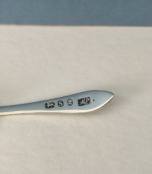 ANTIQUE GEORGE III SILVER CADDY SPOON - ADDITIONAL PHOTO 2