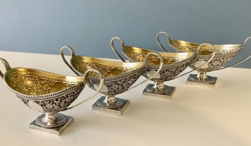 SET OF FOUR ANTIQUE SOLID SILVER PEDESTAL SALTS 1878 - ADDITIONAL PHOTO 7