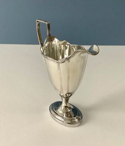 ANTIQUE EDWARDIAN SOLID SILVER JUG - ADDITIONAL PHOTO 4