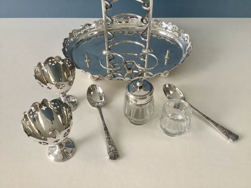 ANTIQUE VICTORIAN SILVER EGG CRUET - ADDITIONAL PHOTO 6