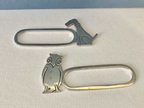 PAIR OF SOLID SILVER NOVELTY NAPKIN RINGS - ADDITIONAL PHOTO 2