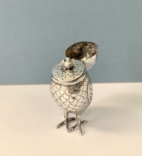 UNUSUAL ANTIQUE SOLID SILVER OWL PEPPER VICTORIAN - ADDITIONAL PHOTO 2