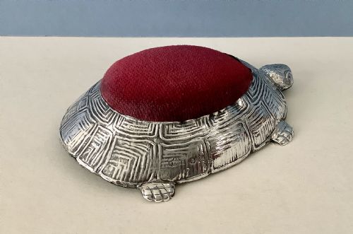 ANTIQUE EDWARDIAN SILVER PIN CUSHION TURTLE - ADDITIONAL PHOTO 1