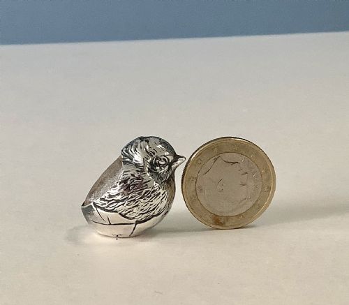 ANTIQUE SILVER MINIATURE CHICK PIN CUSHION - ADDITIONAL PHOTO 2