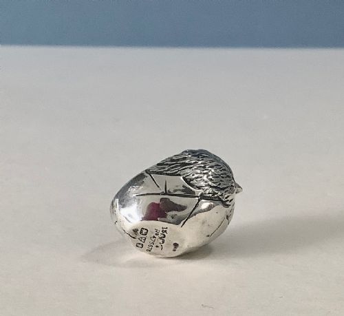 ANTIQUE SILVER MINIATURE CHICK PIN CUSHION - ADDITIONAL PHOTO 5