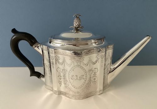 antique georgian silver teapot hester bateman - CATEGORY: ANTIQUE SILVER - DATED GEORGIAN