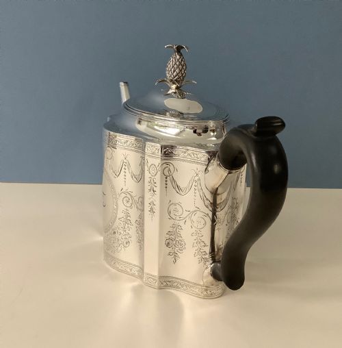 ANTIQUE GEORGIAN SILVER TEAPOT HESTER BATEMAN - ADDITIONAL PHOTO 1