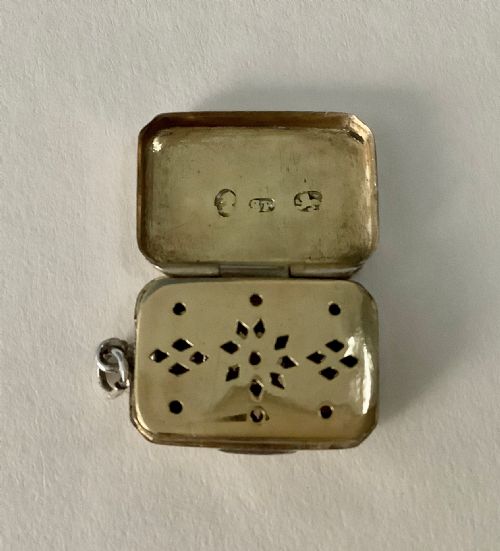 ANTIQUE MINIATURE GEORGIAN SILVER VINAIGRETTE PEMBERTON - ADDITIONAL PHOTO 3