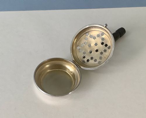 ANTIQUE SILVER NOVELTY MINIATURE WARMING PAN - ADDITIONAL PHOTO 3