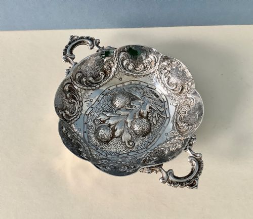 ANTIQUE VICTORIAN SILVER WINE TASTER - ADDITIONAL PHOTO 2