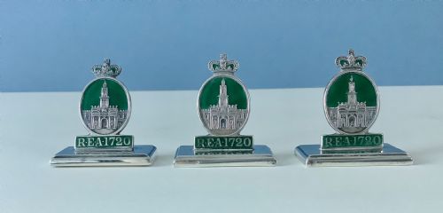 set of 3 antique solid silver and enamel menu holders rea 1720 - CATEGORY: ANTIQUE SILVER - DATED 1910