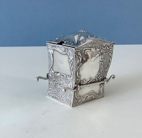 ANTIQUE SILVER NOVELTY MUSTARD POT SEDAN - ADDITIONAL PHOTO 5