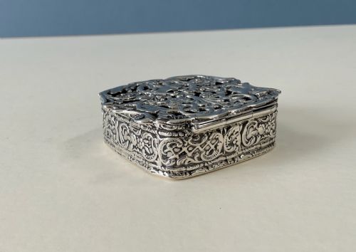 ANTIQUE SILVER POT POURRI JEWELLERY BOX - ADDITIONAL PHOTO 2
