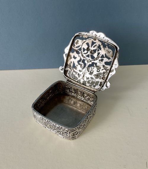 ANTIQUE SILVER POT POURRI JEWELLERY BOX - ADDITIONAL PHOTO 7