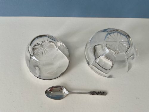 ANTIQUE EDWARDIAN SILVERRIMMED JUG AND BOWL - ADDITIONAL PHOTO 3