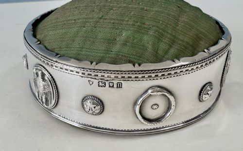 ARTIFICER'S GUILD ANTIQUE SILVER HAT PIN CUSHION STAND - ADDITIONAL PHOTO 5