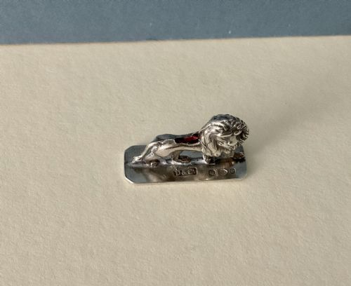 MINIATURE ANTIQUE SILVER PIN CUSHION LION - ADDITIONAL PHOTO 2