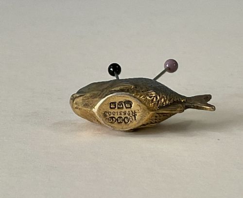 RARE ANTIQUE SILVER GOLDFISH PIN CUSHION - ADDITIONAL PHOTO 1