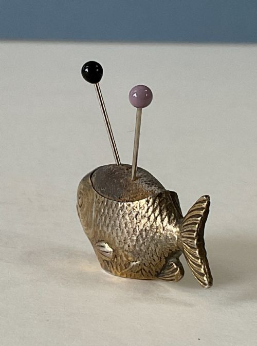 RARE ANTIQUE SILVER GOLDFISH PIN CUSHION - ADDITIONAL PHOTO 2