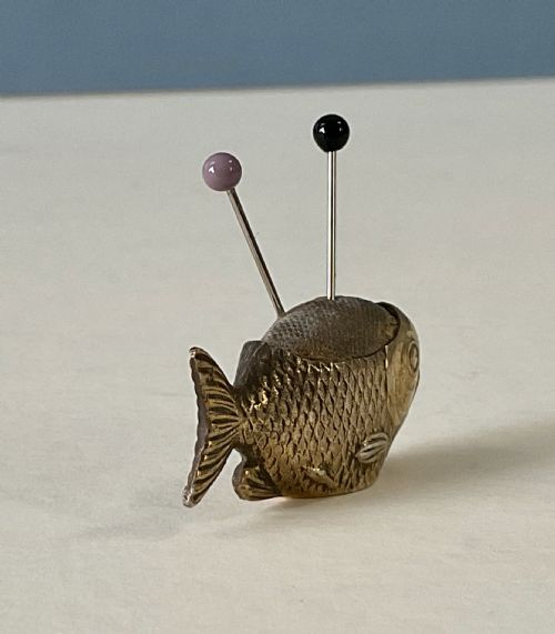 RARE ANTIQUE SILVER GOLDFISH PIN CUSHION - ADDITIONAL PHOTO 3