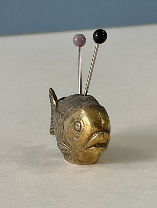 RARE ANTIQUE SILVER GOLDFISH PIN CUSHION - ADDITIONAL PHOTO 4