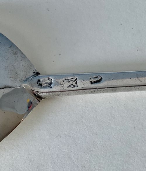 17TH CENTURY SILVER APOSTLE SPOON - ADDITIONAL PHOTO 5