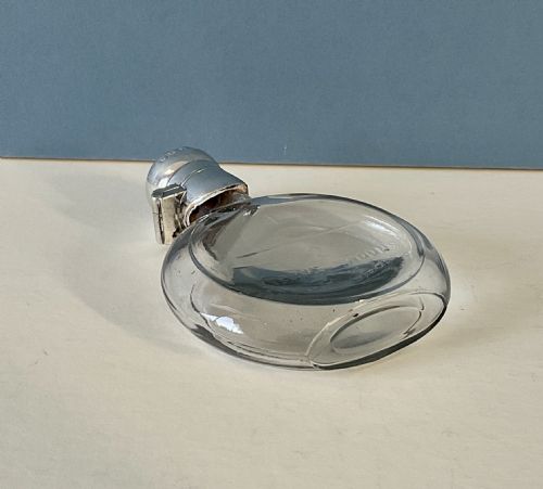 ANTIQUE SILVERCAPPED TRAVELLING MEDICINE BOTTLE - ADDITIONAL PHOTO 1