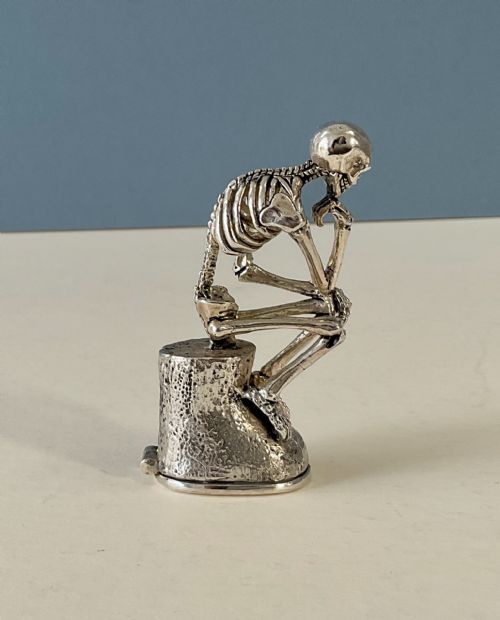 antique silver memento mori skeleton vesta - CATEGORY: ANTIQUE SILVER - DATED 1950