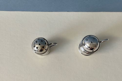 MATCHED PAIR OF ANTIQUE SILVER NOVELTY PEPPERS - ADDITIONAL PHOTO 4