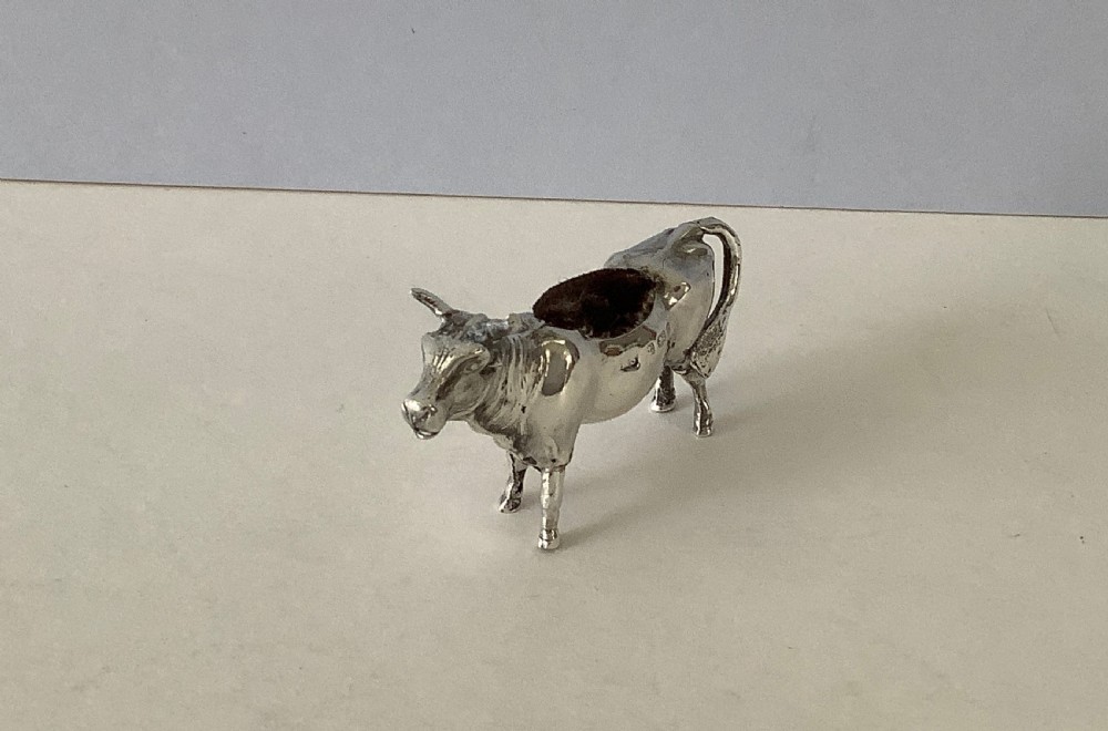 Antique Silver Novelty Pin Cushion - Cow View V