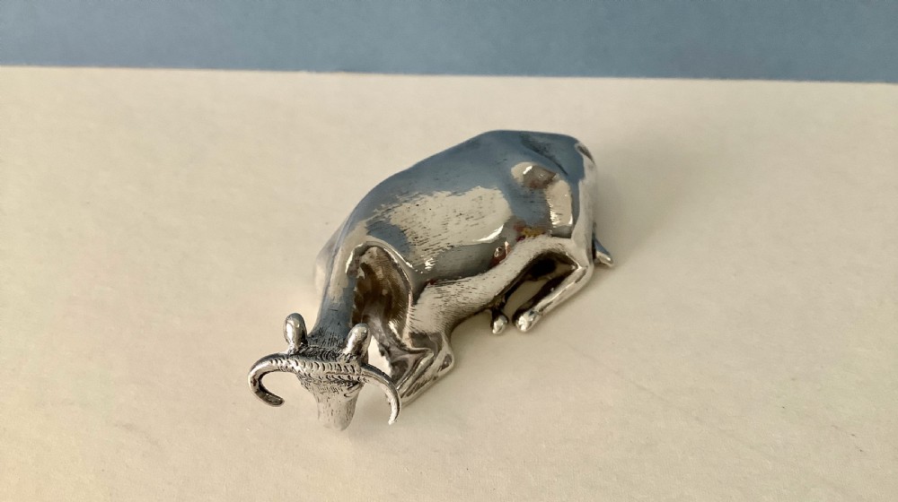 Antique Silver Snuff Box - Recumbent Cow View III