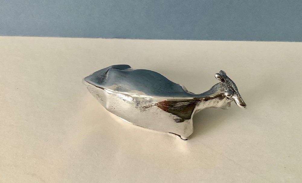 Antique Silver Snuff Box - Recumbent Cow View IV