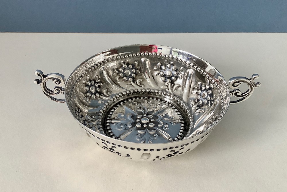 Antique Victorian Silver Wine Taster View VI