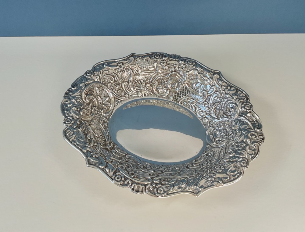 Large Antique Edwardian Solid Silver Dish